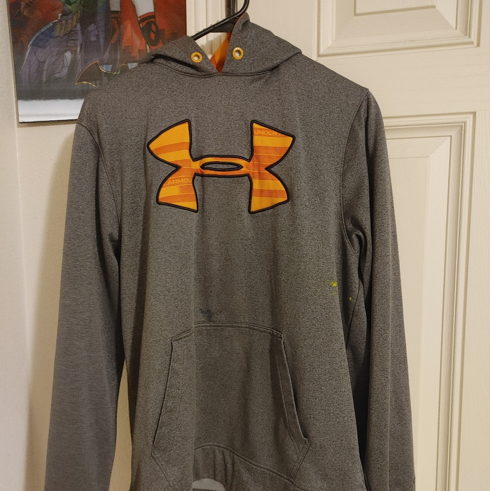 Under armour hoodie *3 for $15*